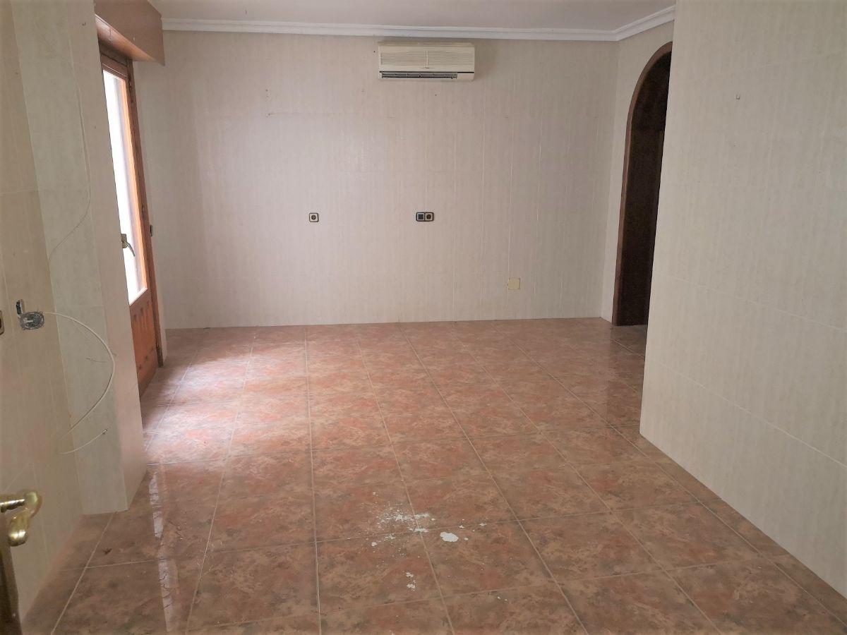 For sale of chalet in San Miguel de Salinas