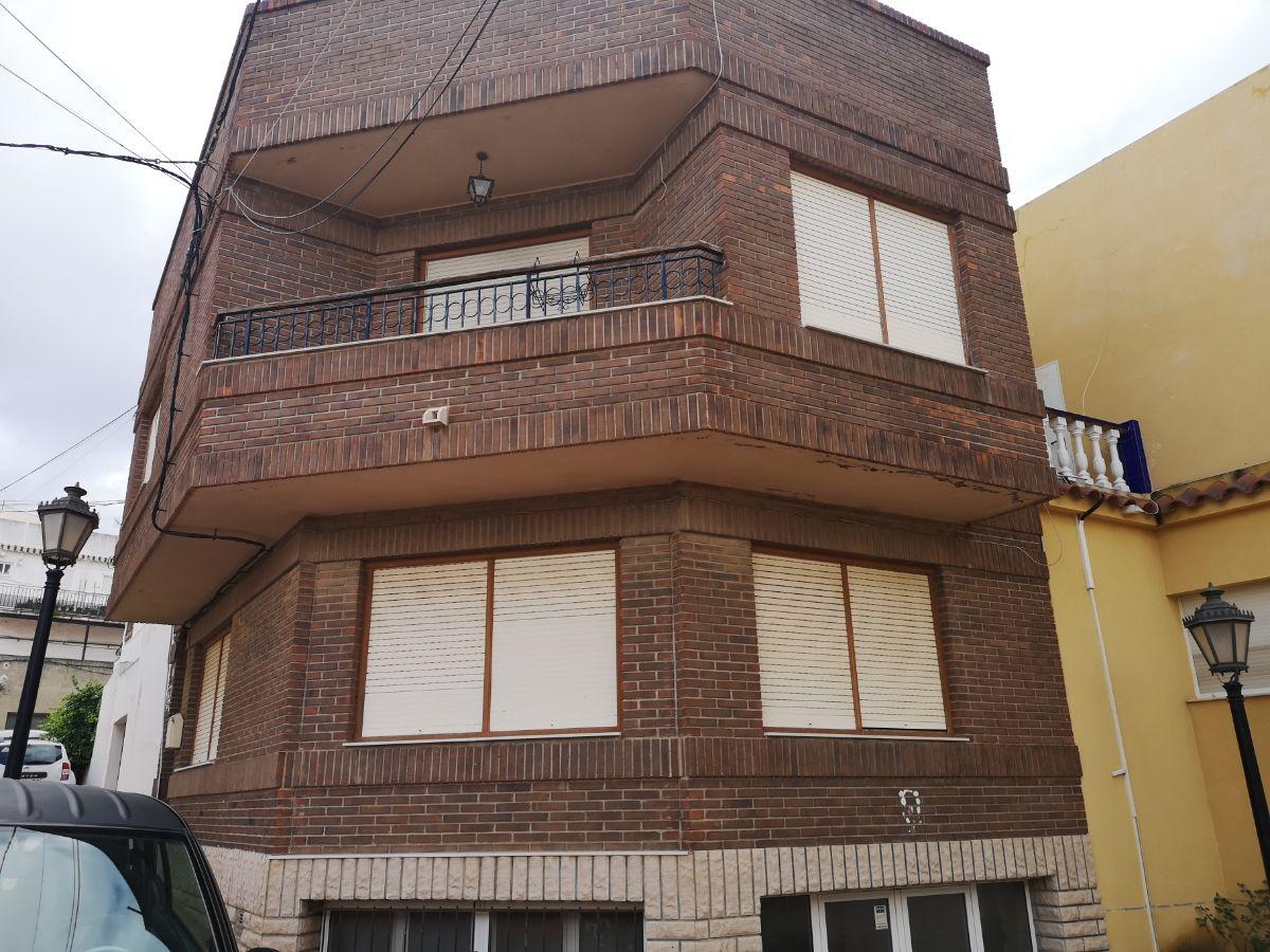 For sale of chalet in San Miguel de Salinas