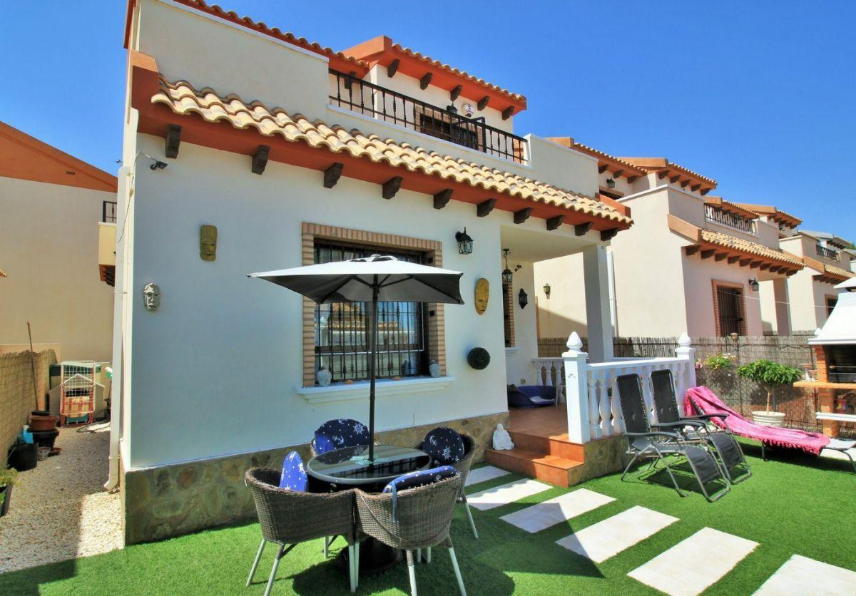 For sale of villa in Orihuela Costa