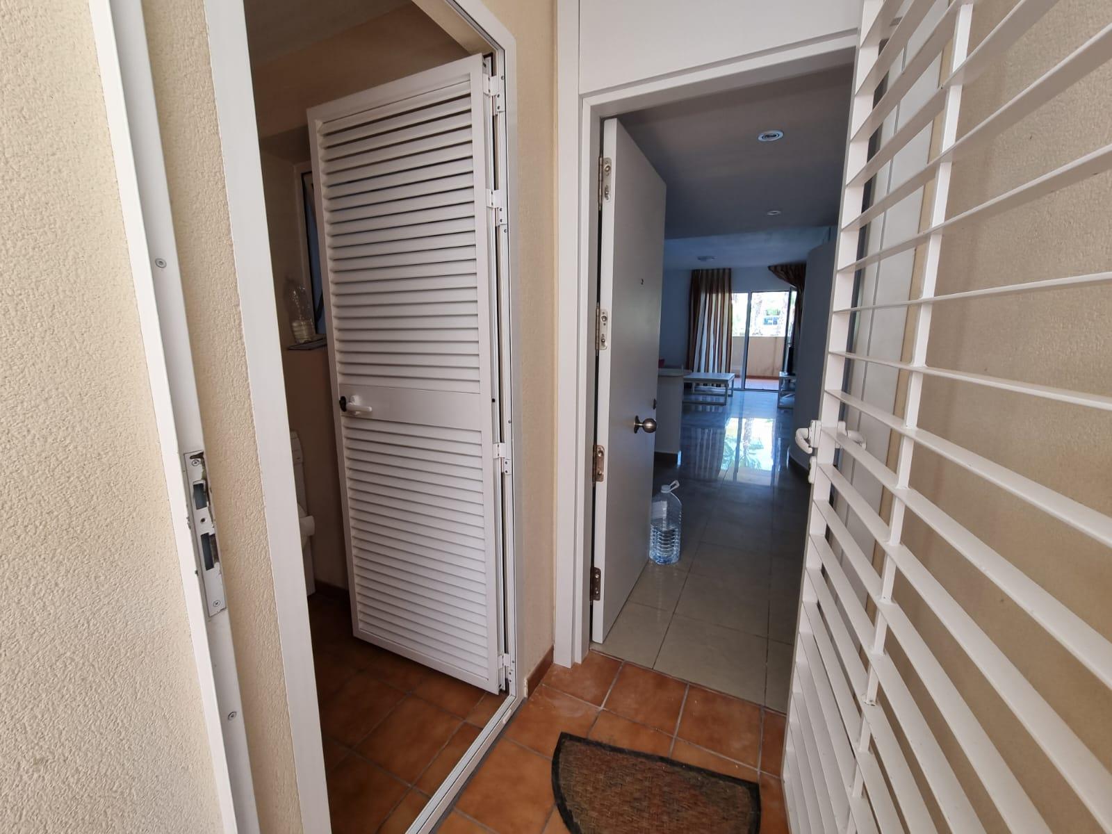 For sale of apartment in Orihuela Costa