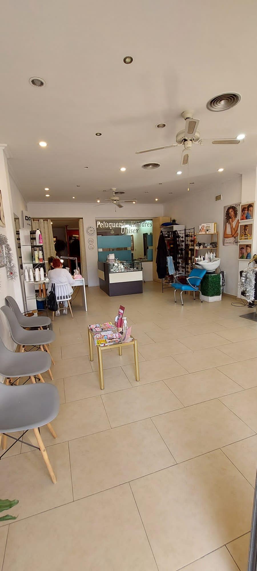 Venta de local comercial en Orihuela Costa