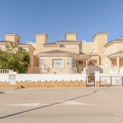 For sale of villa in San Miguel de Salinas