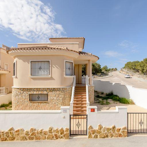 For sale of villa in San Miguel de Salinas