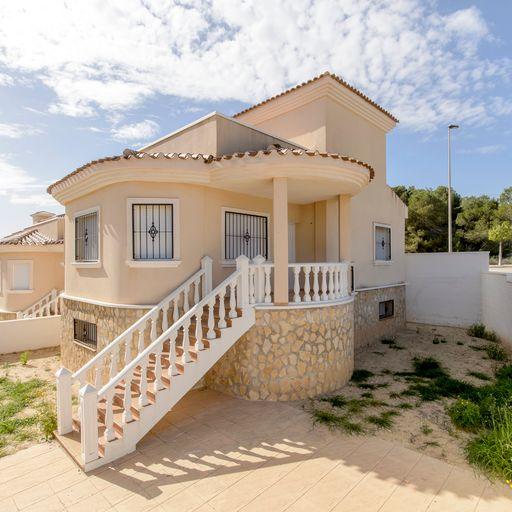 For sale of villa in San Miguel de Salinas