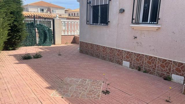 For sale of duplex in Orihuela Costa