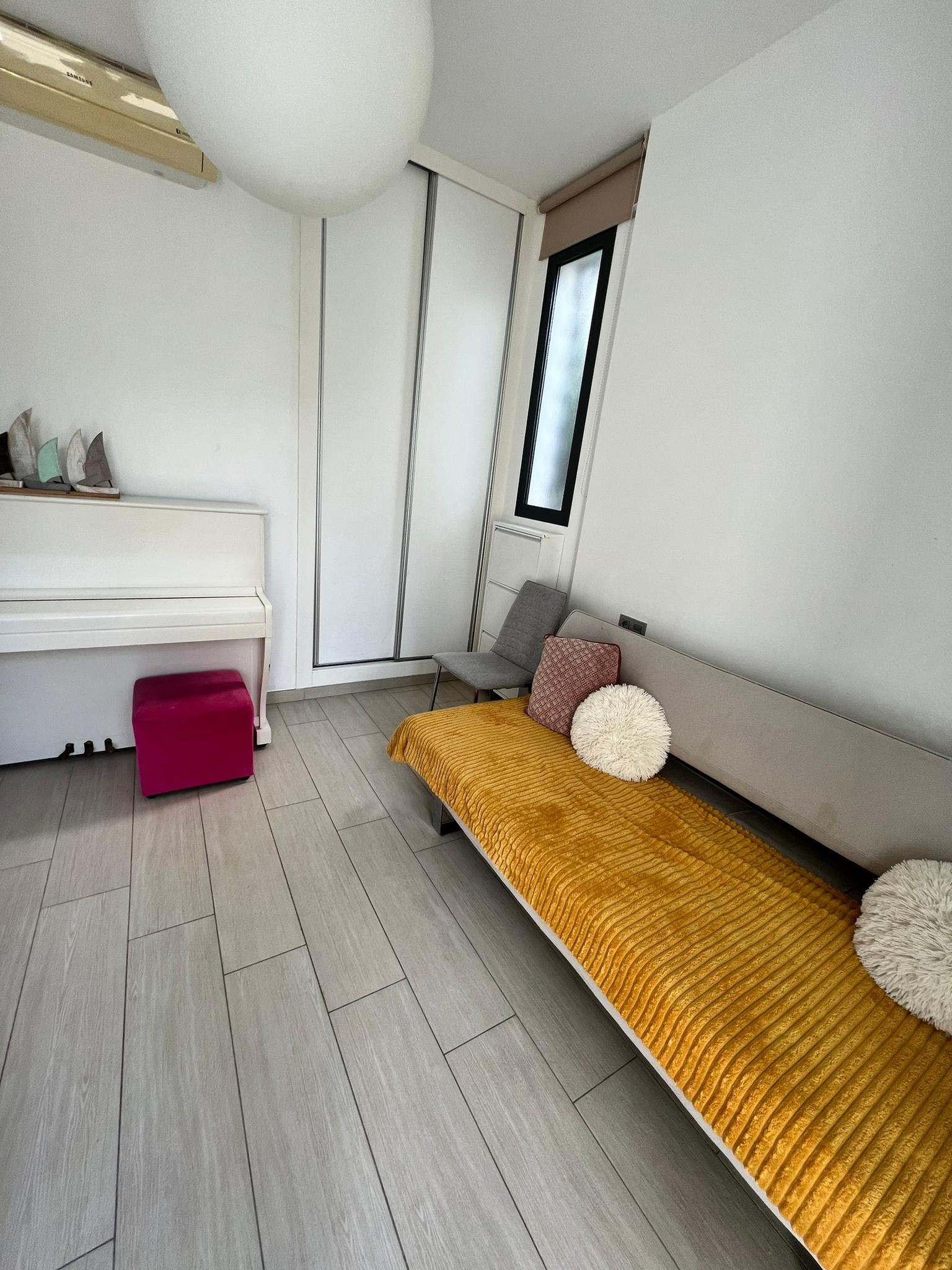 For sale of villa in Orihuela Costa