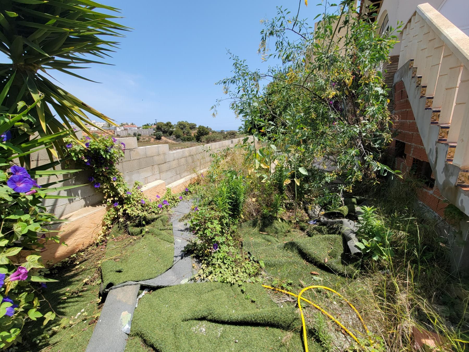 For sale of chalet in Orihuela Costa