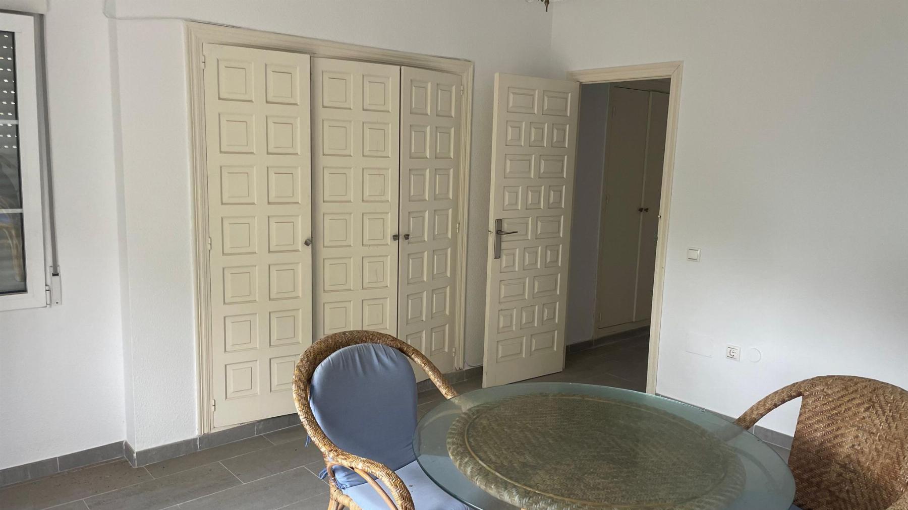 For sale of villa in Orihuela Costa