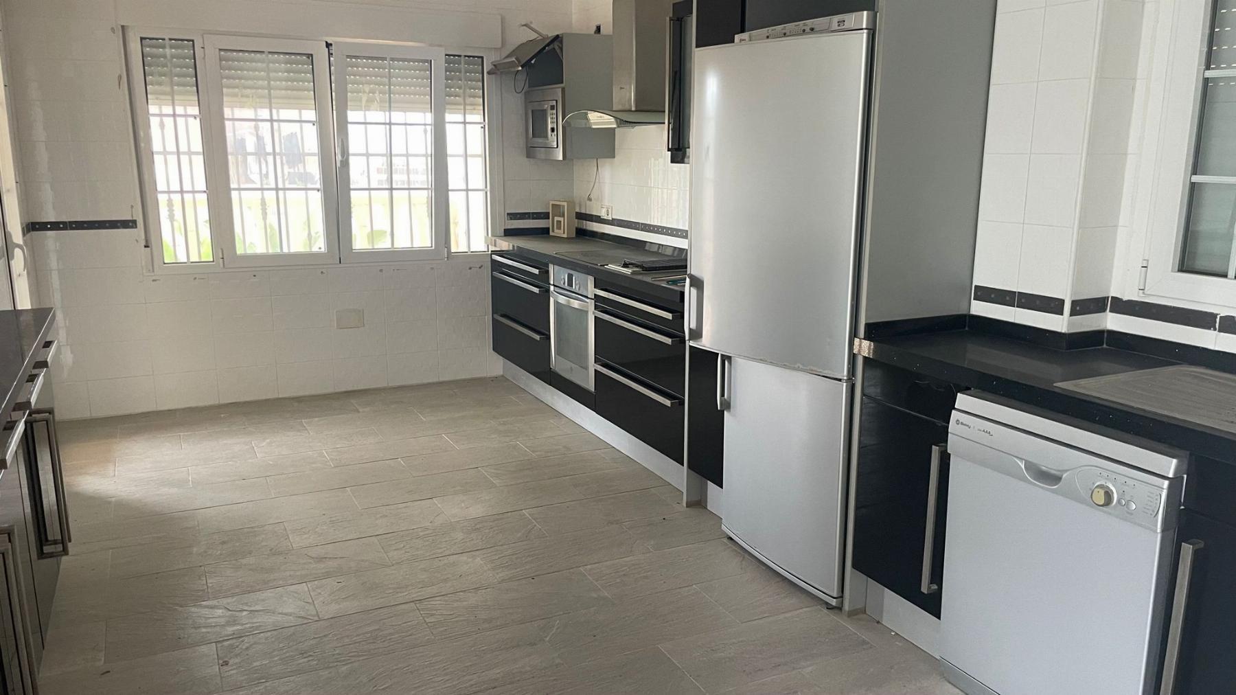 For sale of villa in Orihuela Costa
