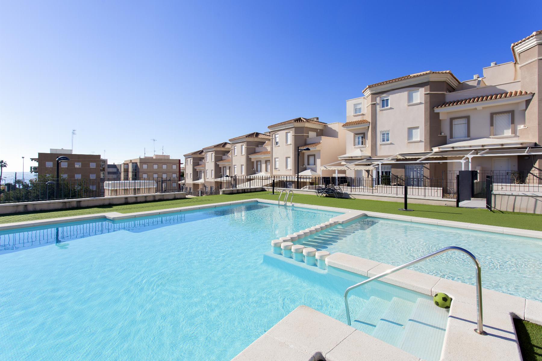 For sale of bungalow in Santa Pola