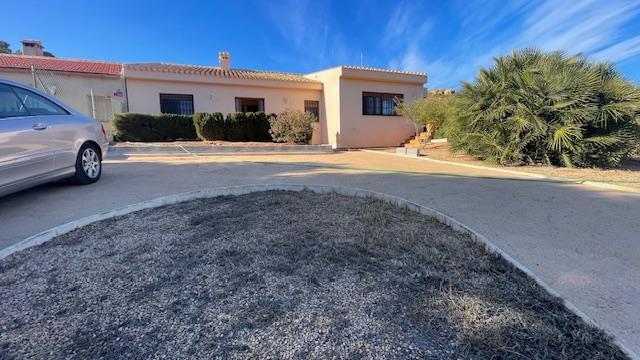 For sale of villa in Cartagena
