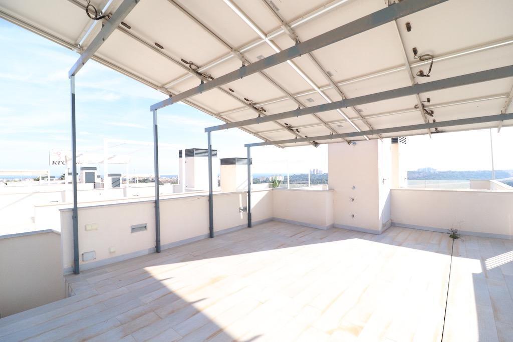 For sale of villa in Orihuela Costa