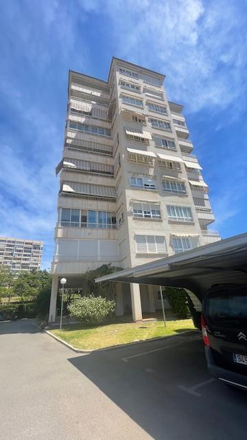 For sale of apartment in Playa de San Juan