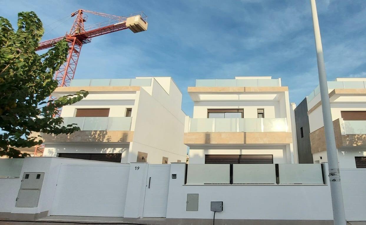 Venta de villa en San Pedro del Pinatar