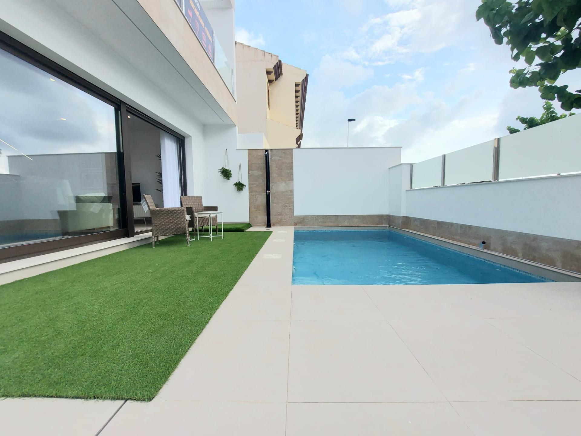 Venta de villa en San Pedro del Pinatar