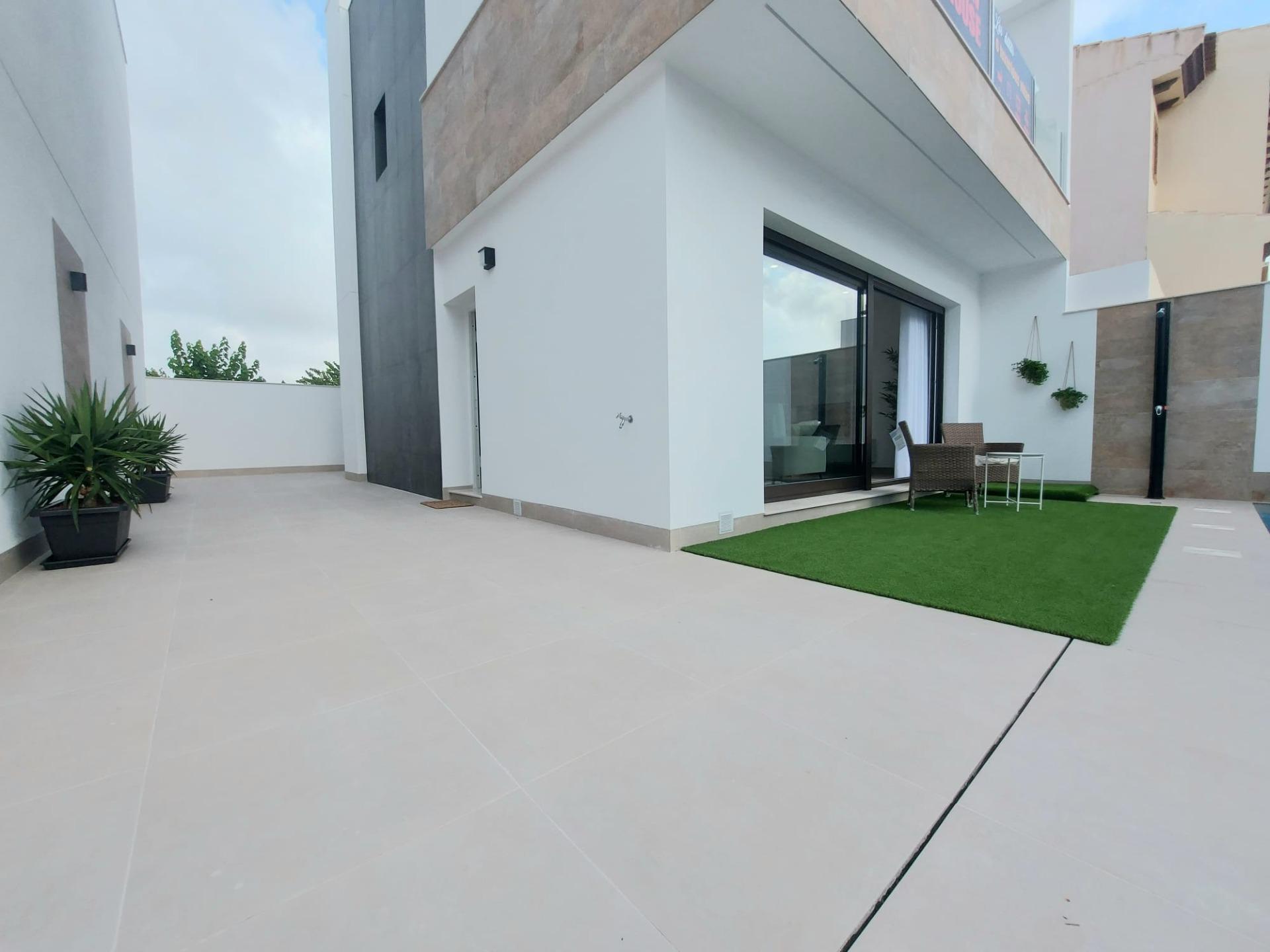 Venta de villa en San Pedro del Pinatar