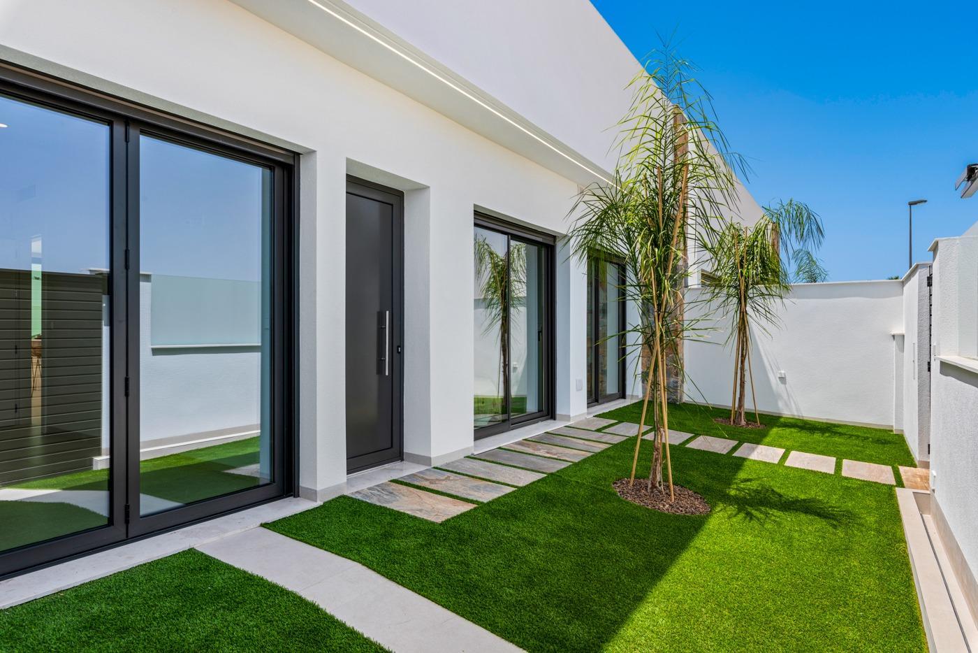 For sale of flat in Los Alcazares