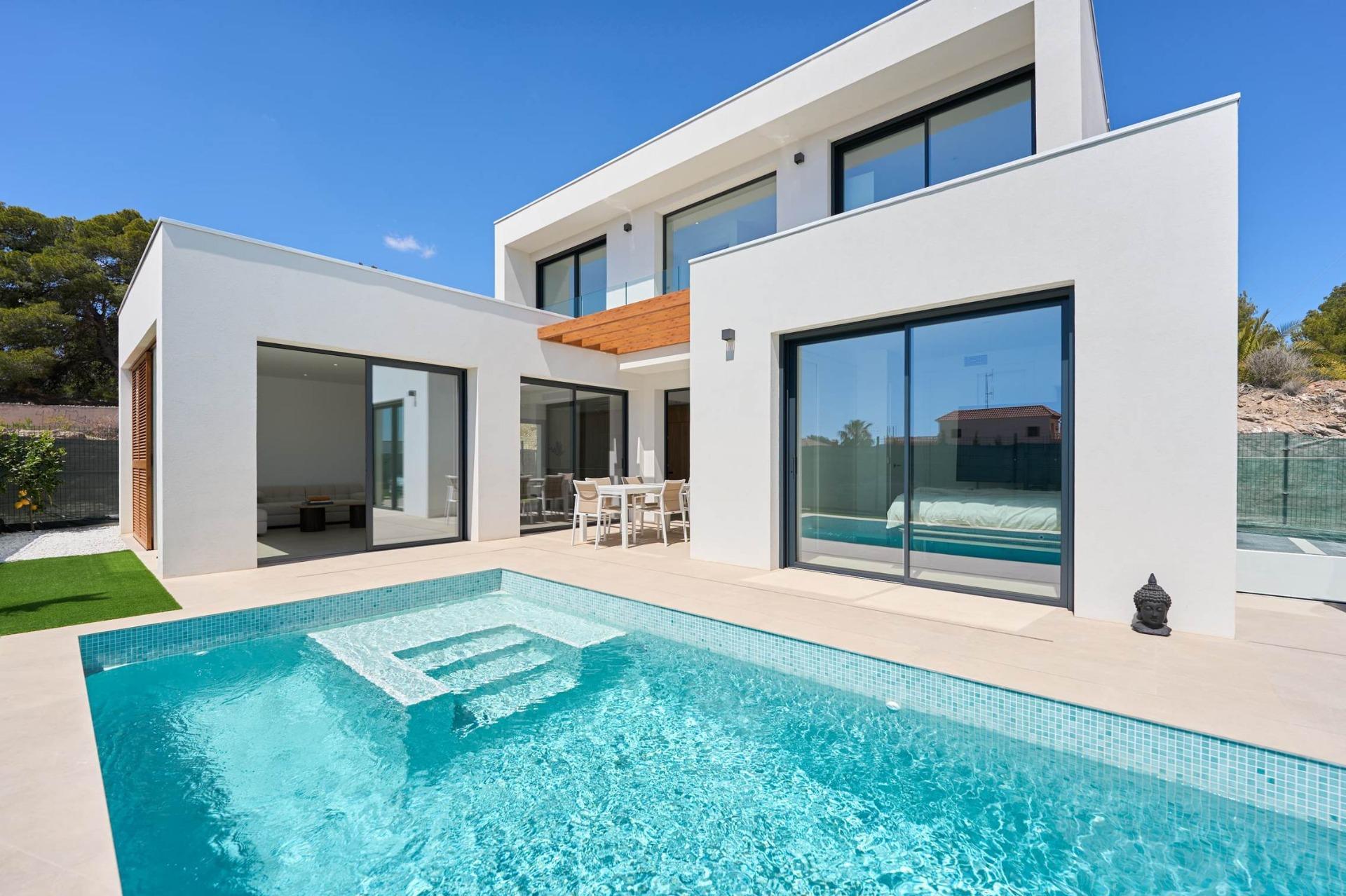 For sale of villa in Alfaz del Pi