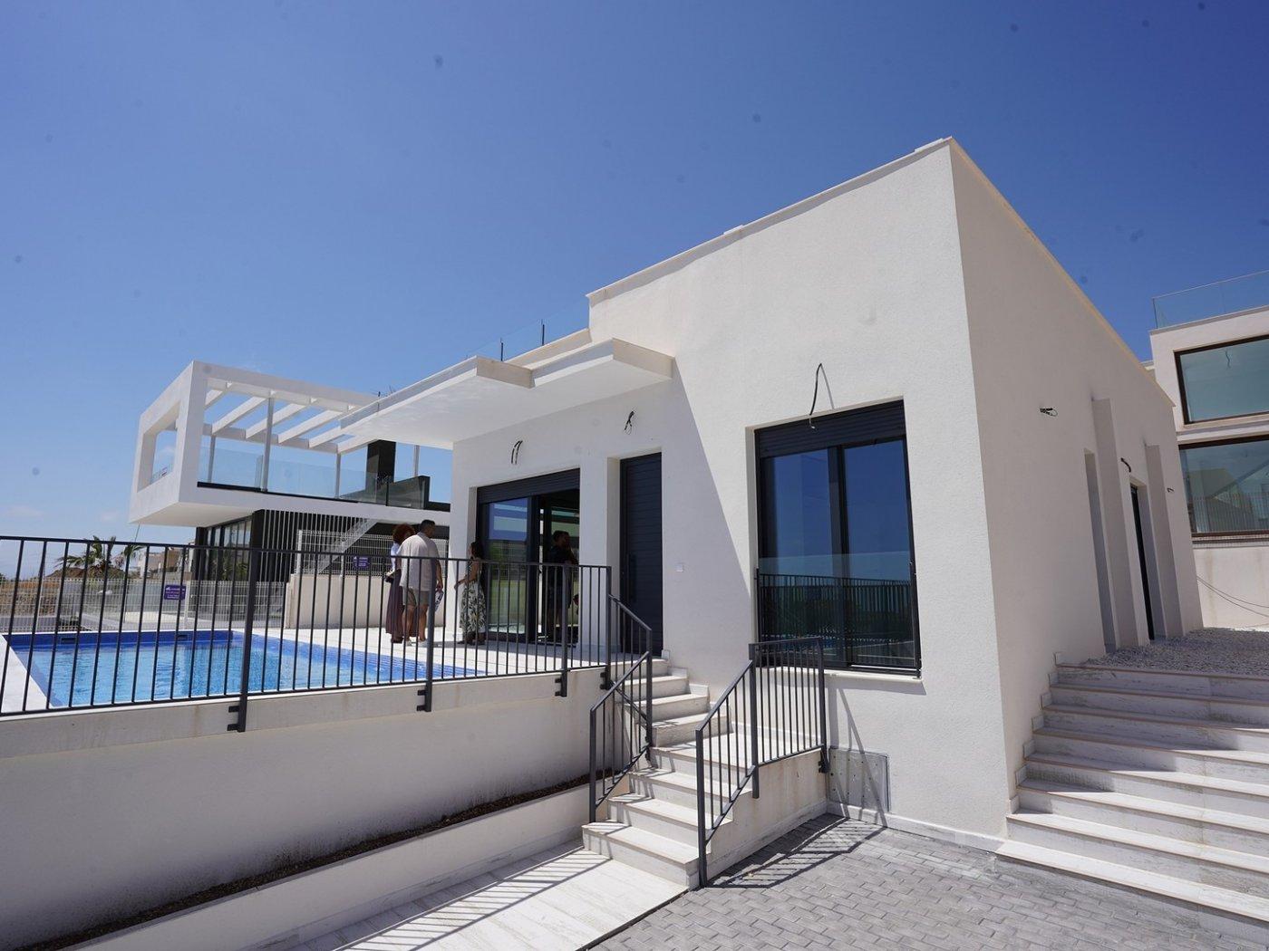 For sale of villa in Polop