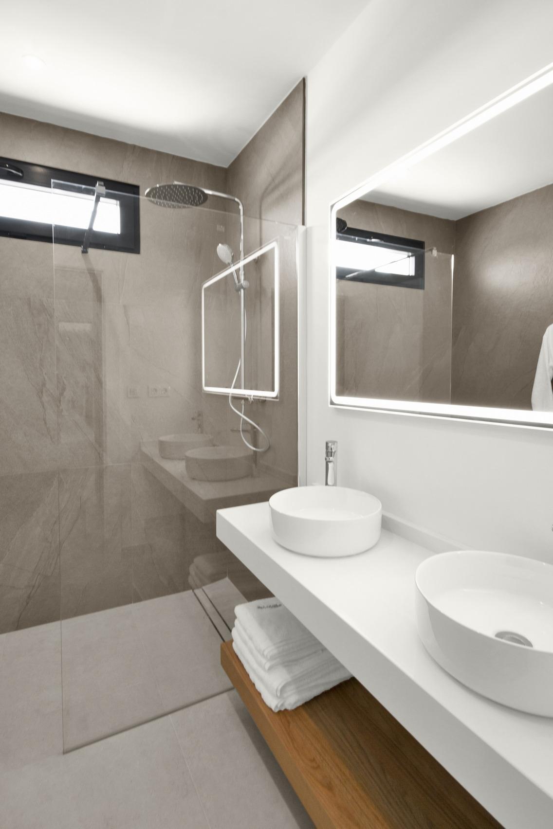 Venta de villa en Baños y Mendigo