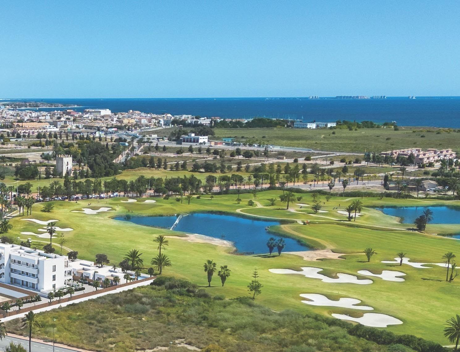 Venta de villa en Los Alcazares