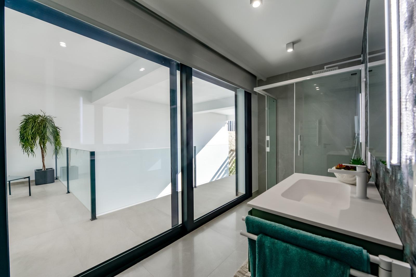 For sale of villa in Finestrat