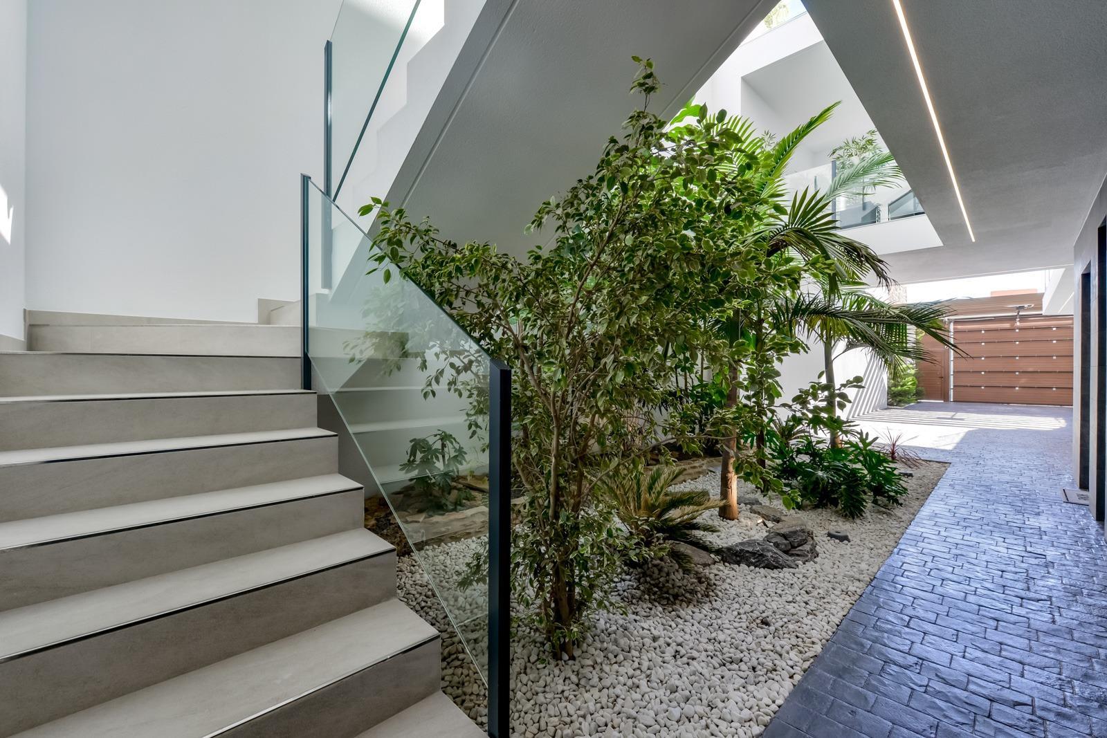 For sale of villa in Finestrat