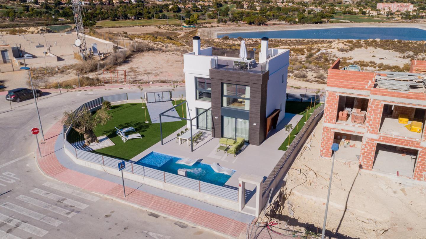 For sale of villa in Mutxamel