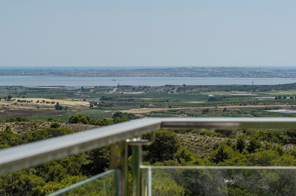 For sale of chalet in San Miguel de Salinas