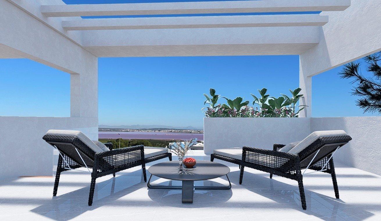 For sale of chalet in Torrevieja