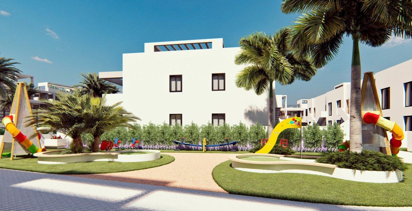 For sale of chalet in Torrevieja
