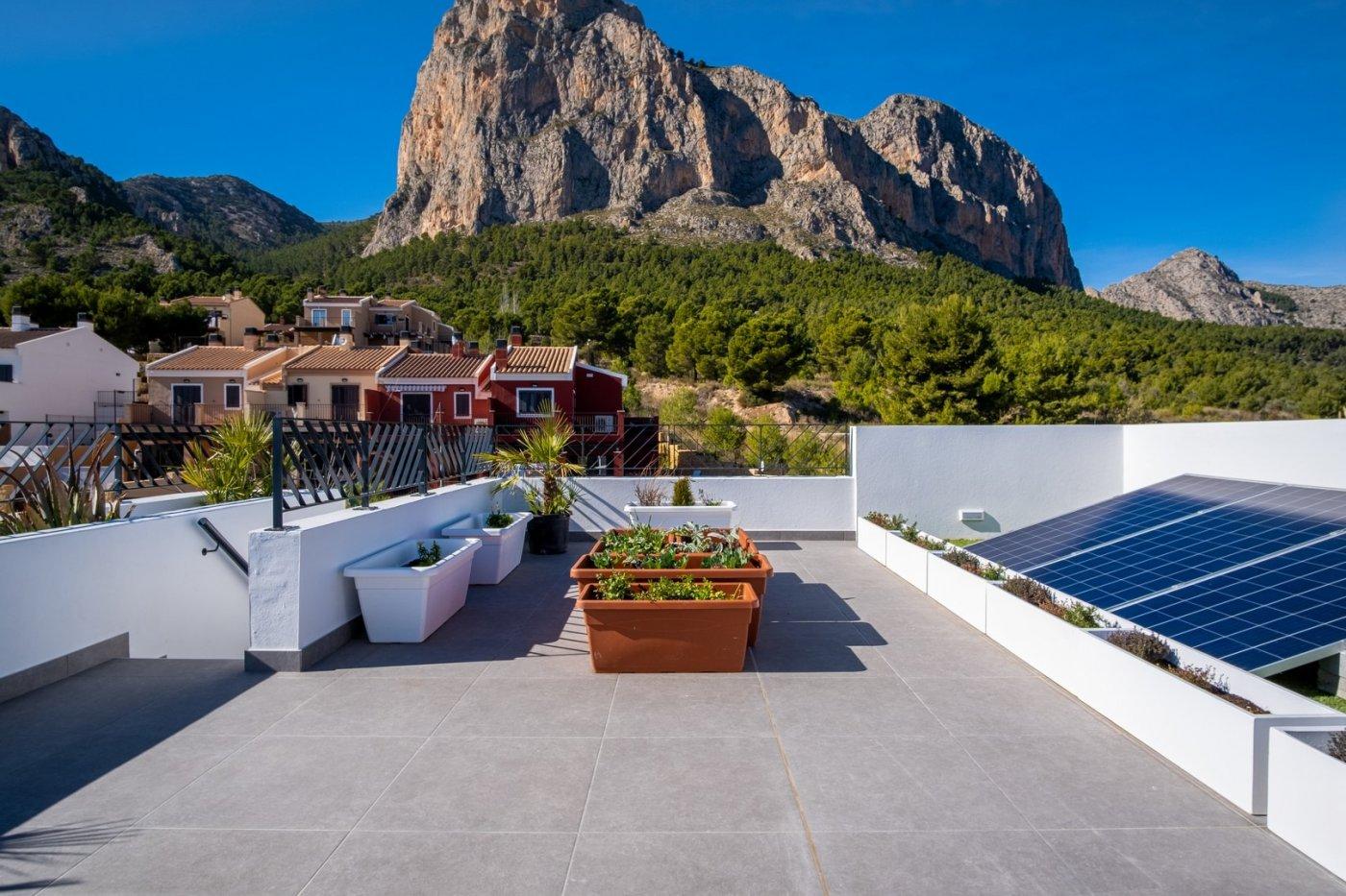 For sale of villa in Polop