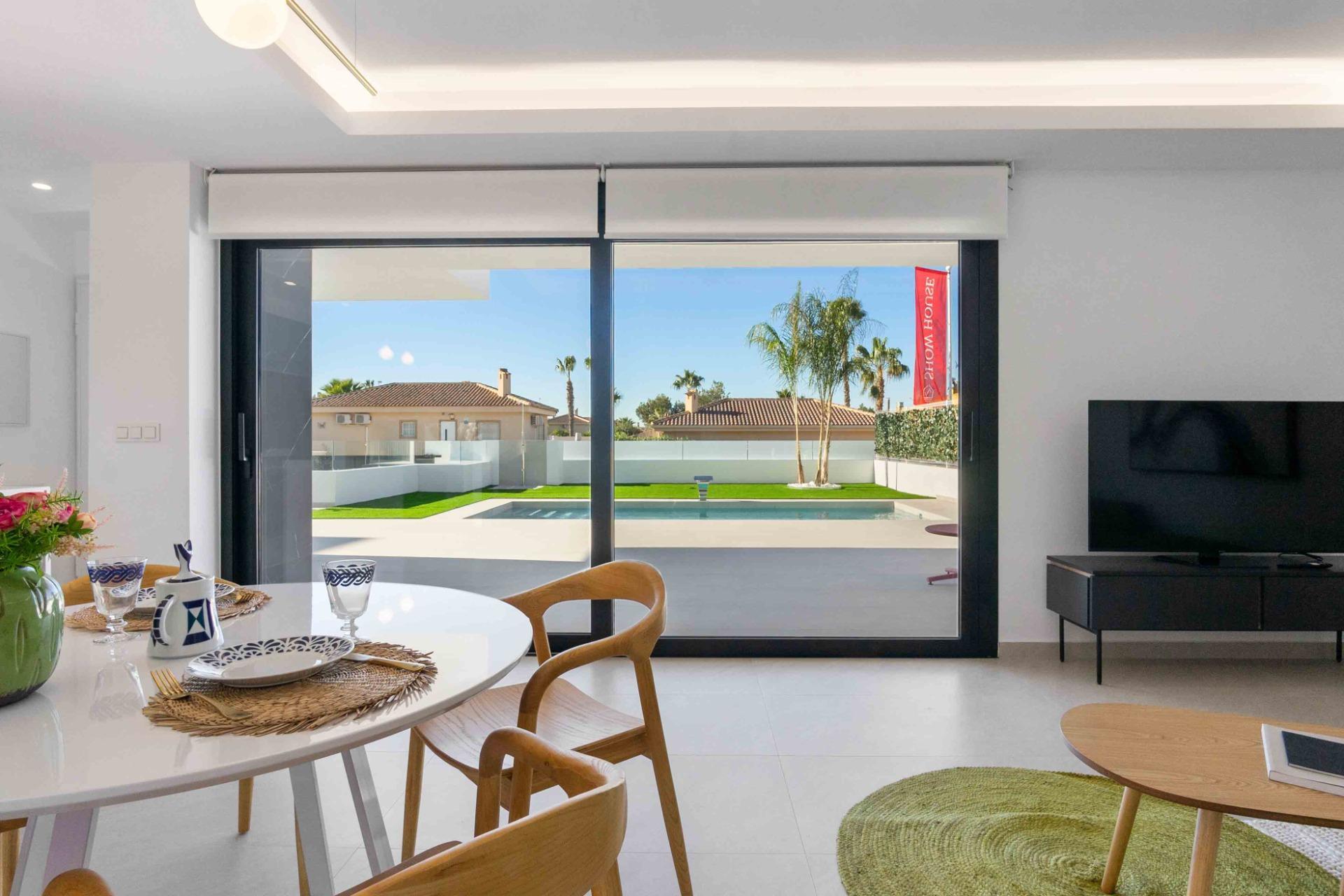 Venta de villa en Rojales