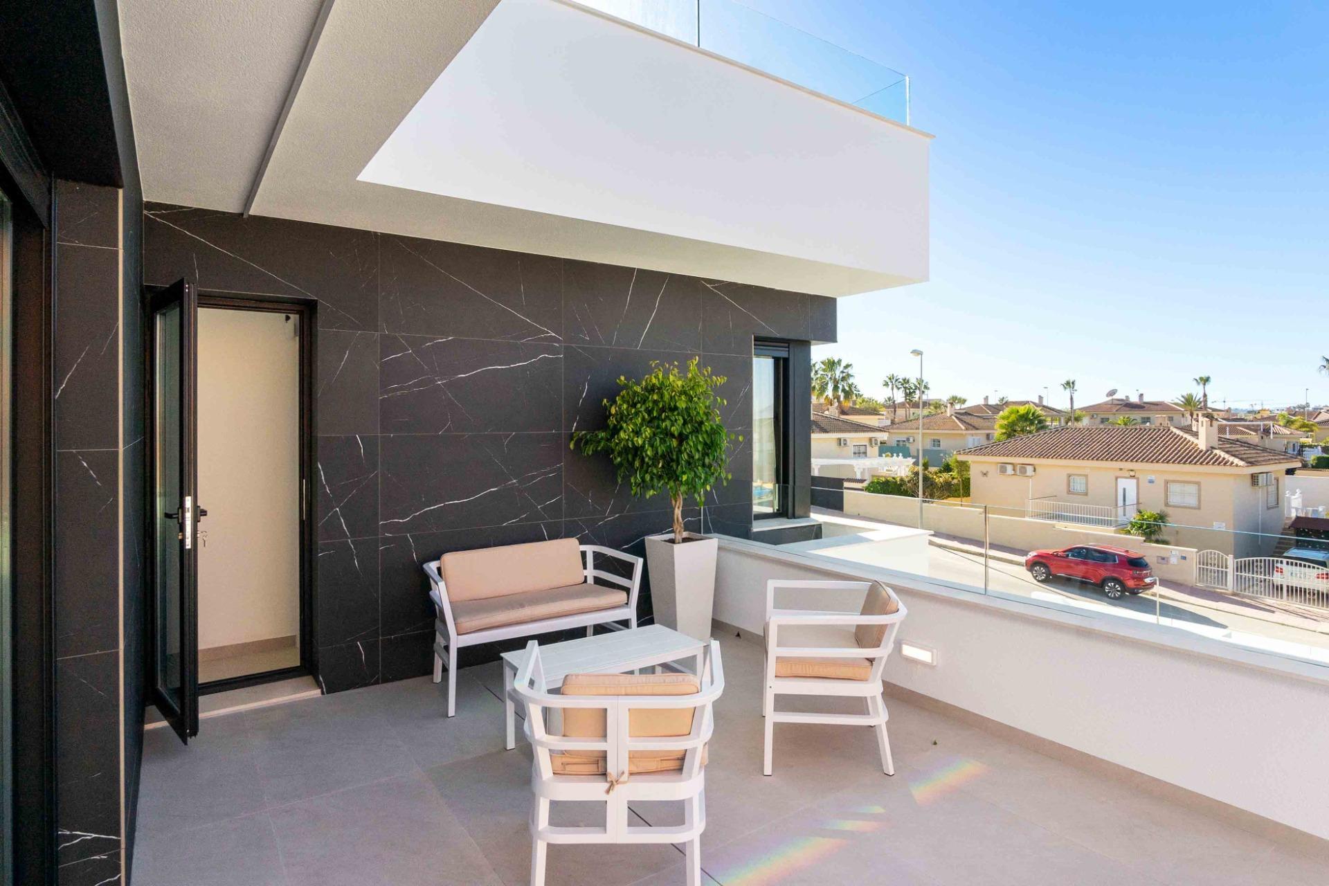 Venta de villa en Rojales