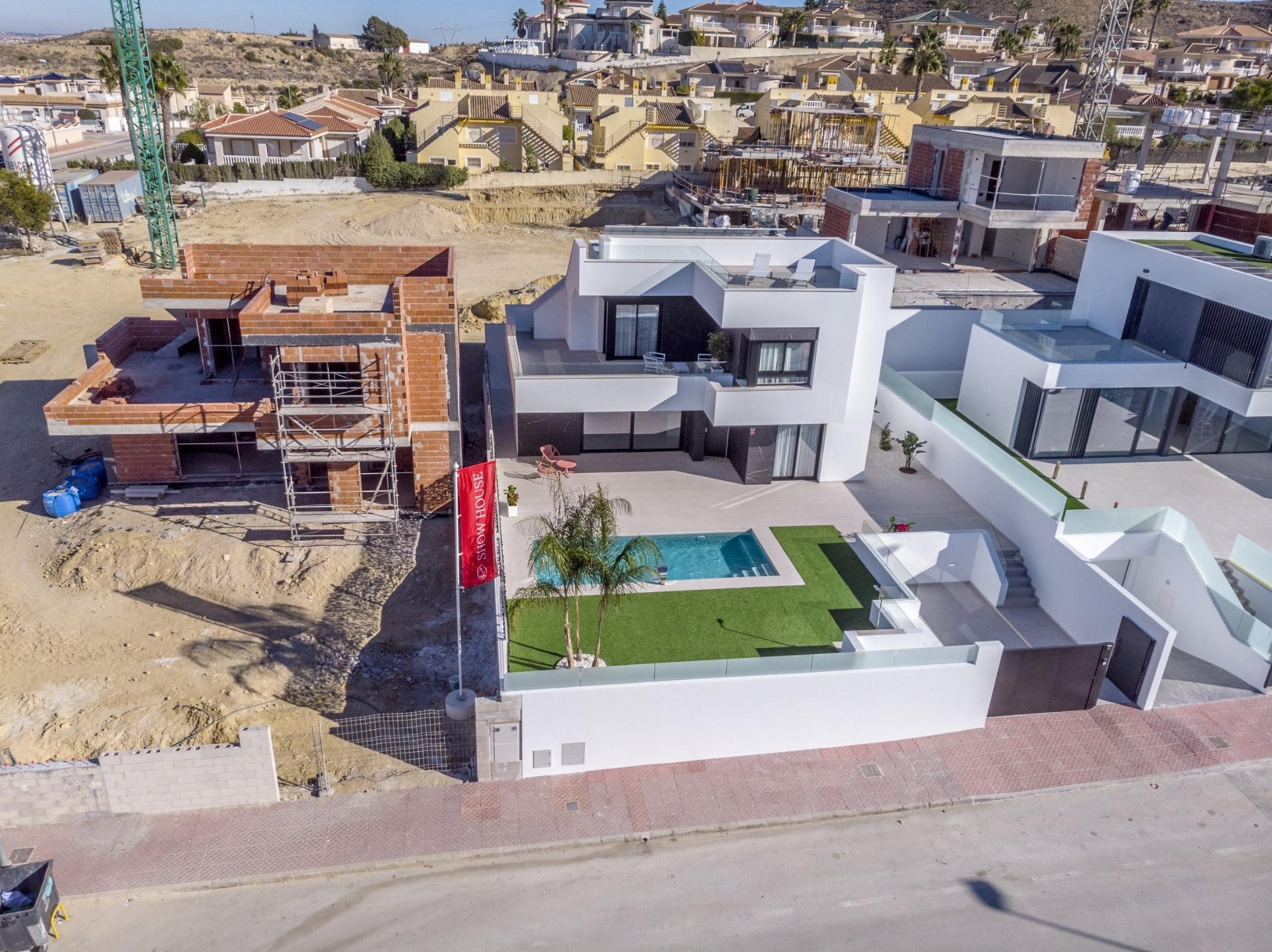 Venta de villa en Rojales