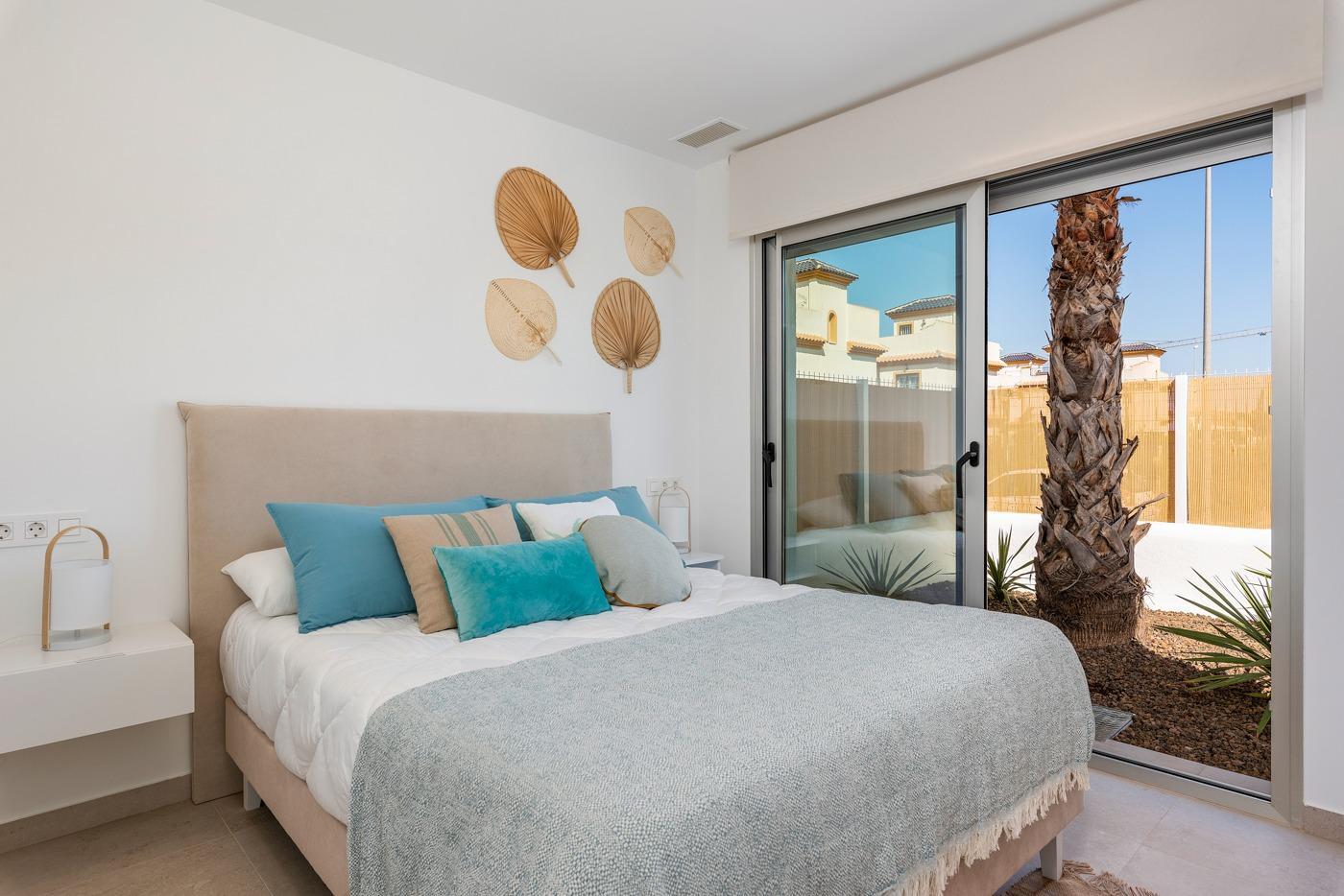Venta de villa en Los Alcazares