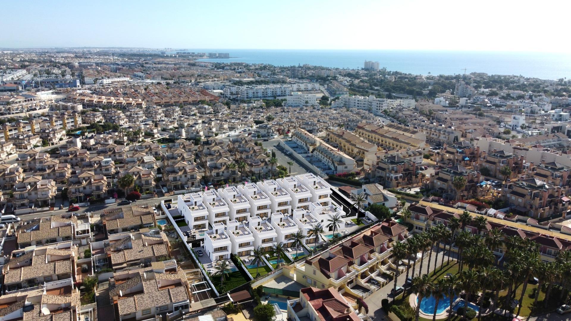 For sale of villa in Orihuela Costa