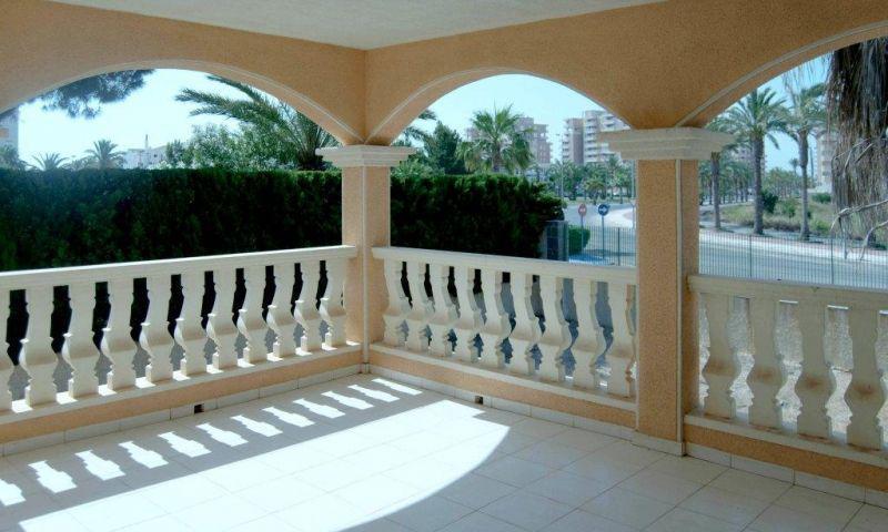 Venta de villa en La Manga del Mar Menor