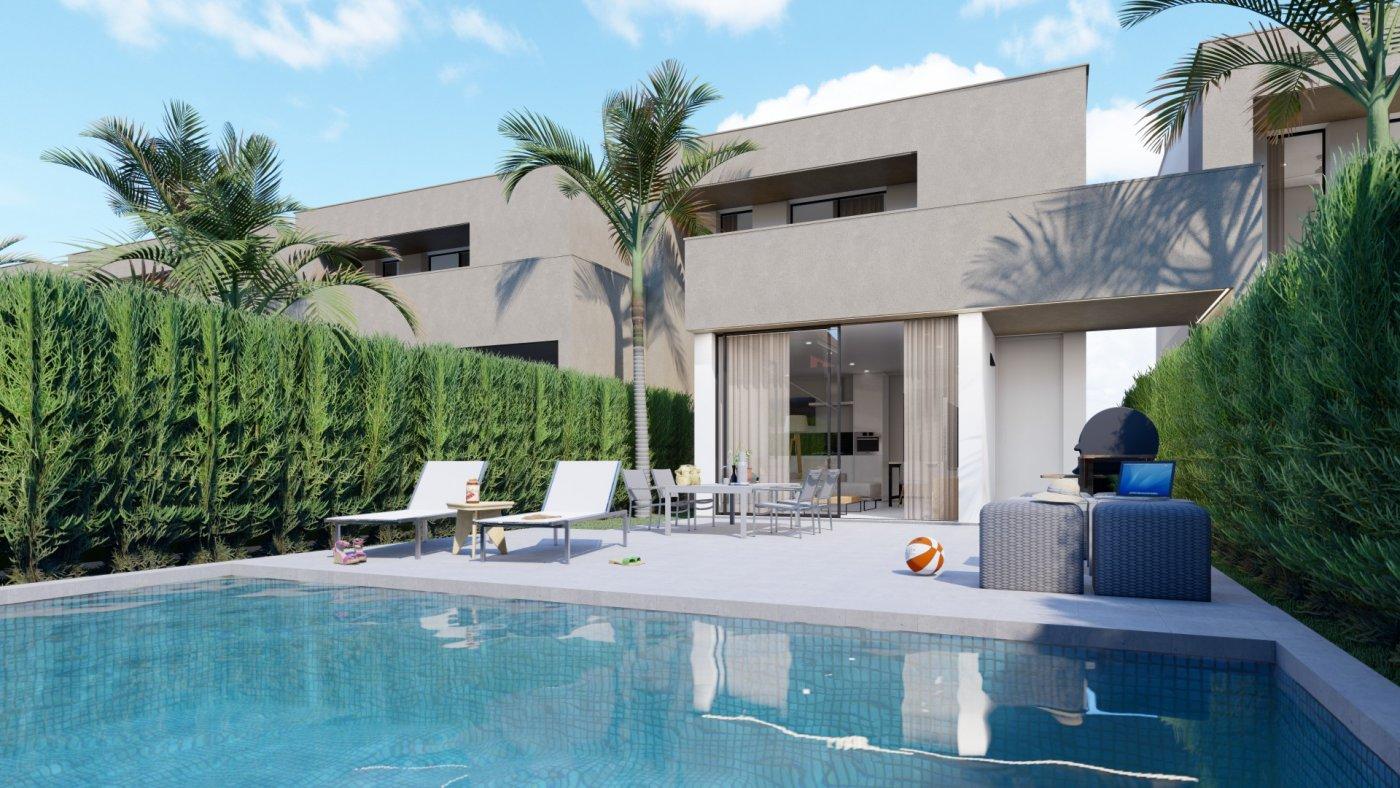 Venta de villa en Los Urrutias