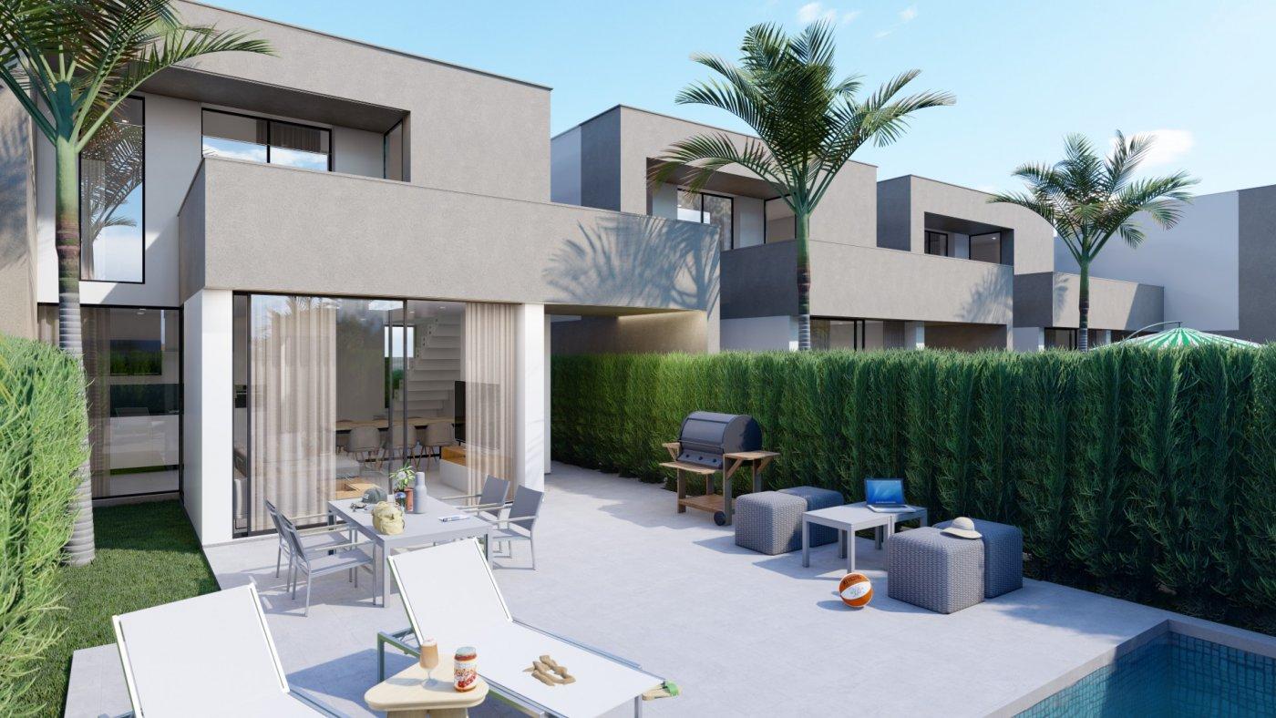 Venta de villa en Los Urrutias
