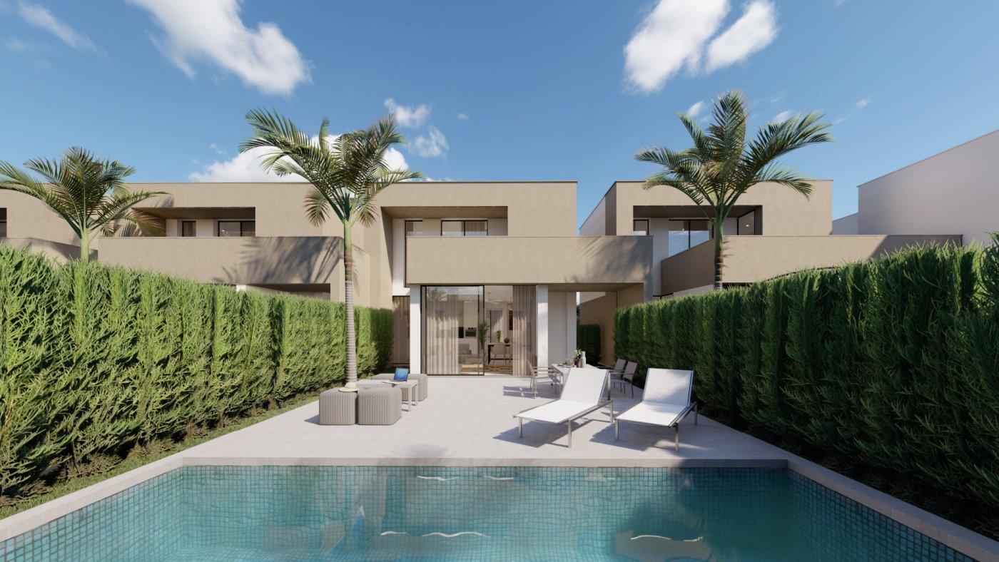 Venta de villa en Los Urrutias