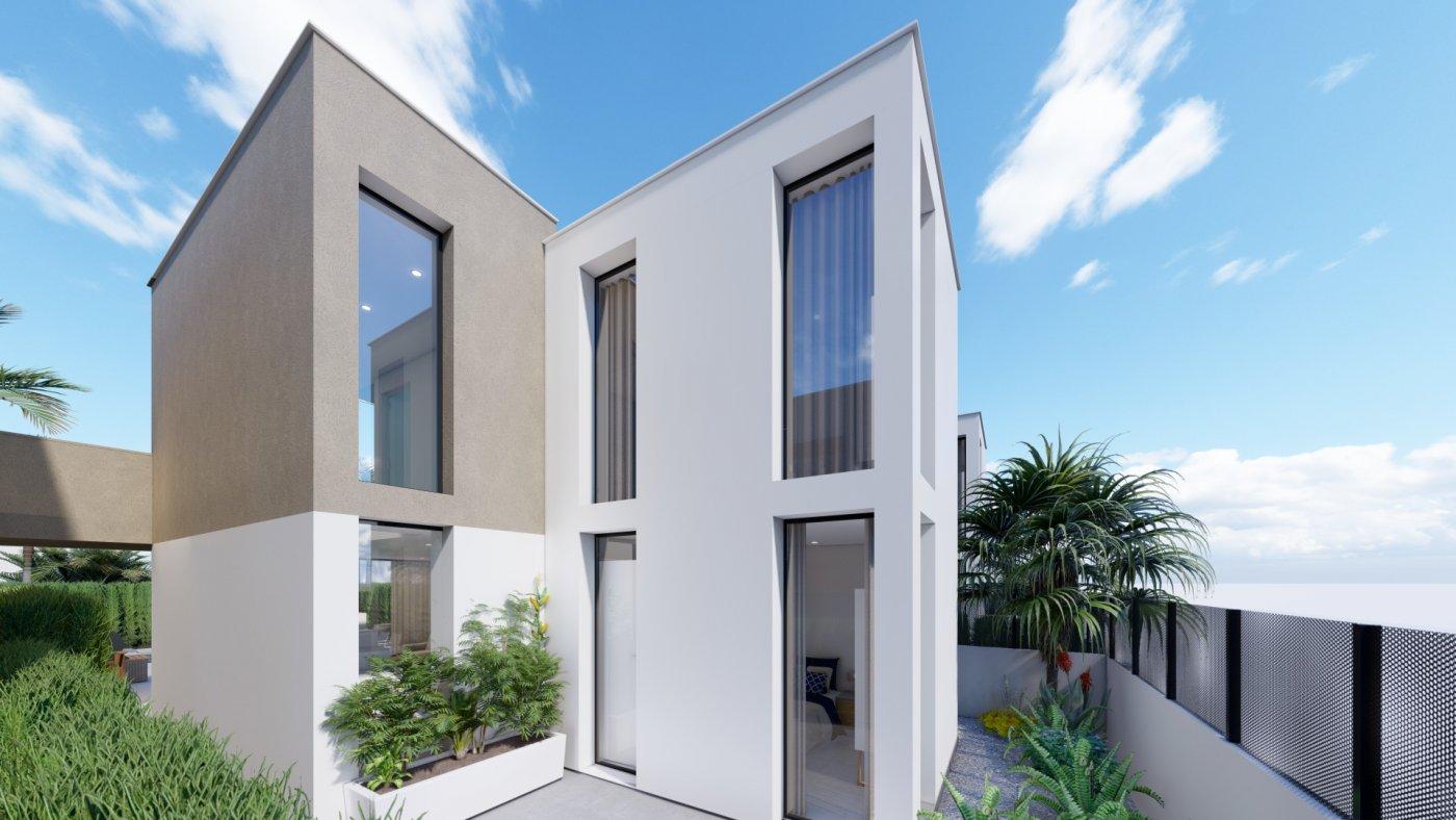 Venta de villa en Los Urrutias