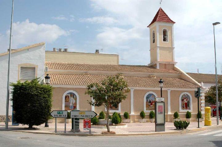For sale of villa in Torre Pacheco