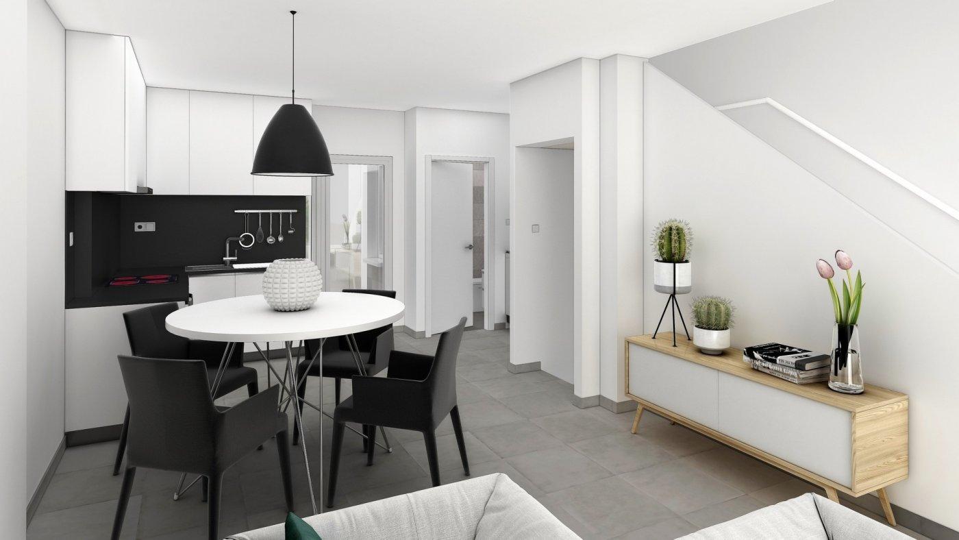 For sale of flat in La Manga del Mar Menor
