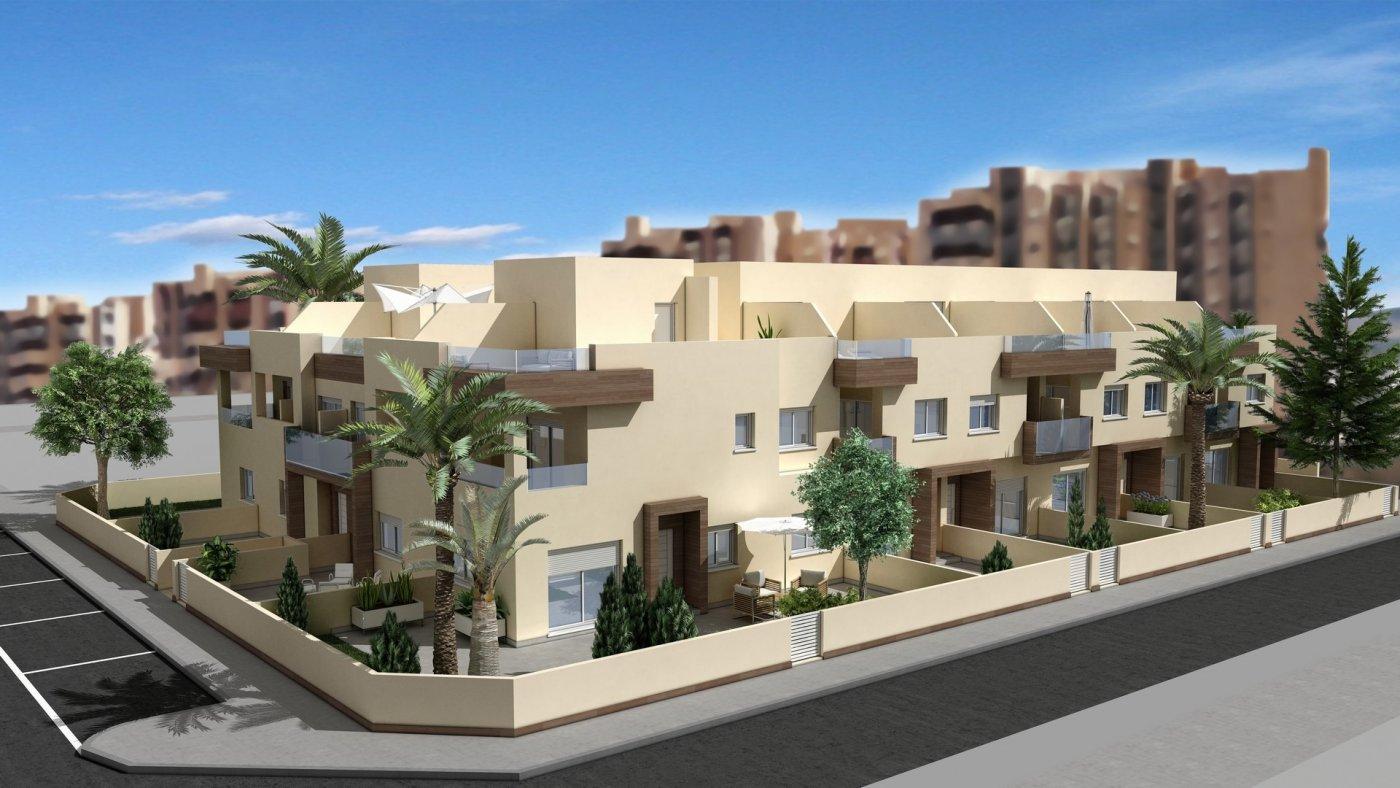 For sale of flat in La Manga del Mar Menor