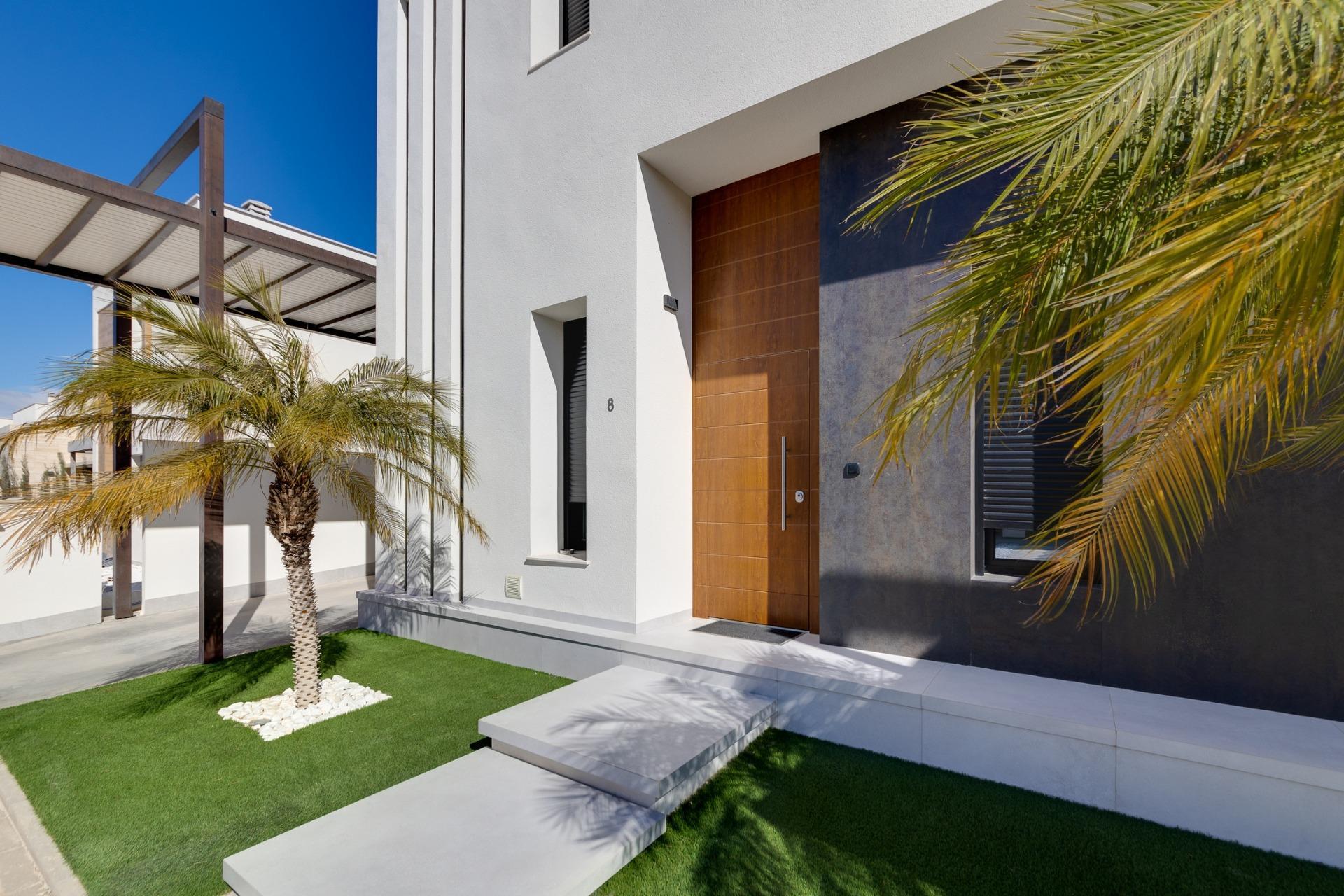 For sale of villa in Pilar de La Horadada