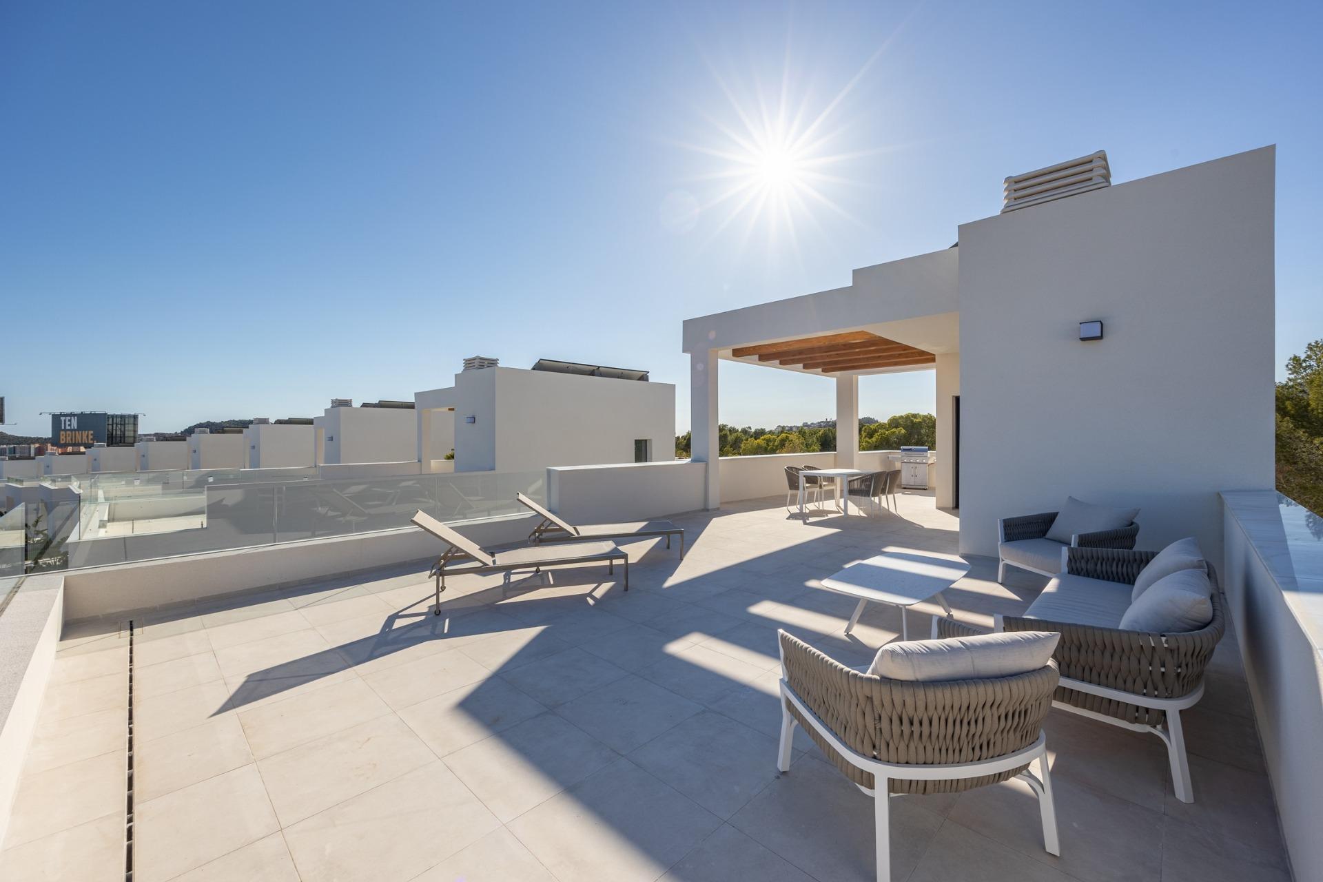 For sale of villa in Finestrat