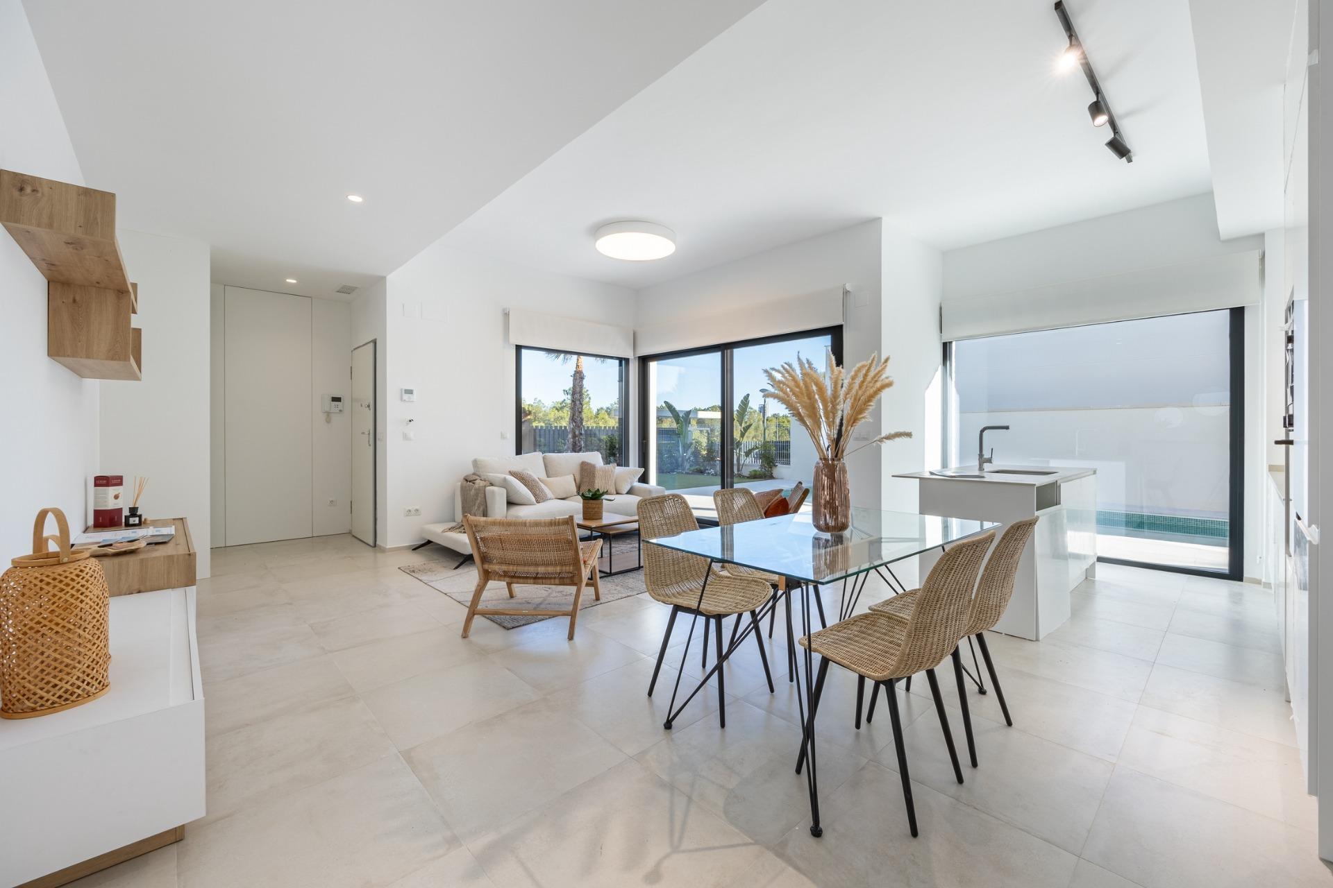 For sale of villa in Finestrat