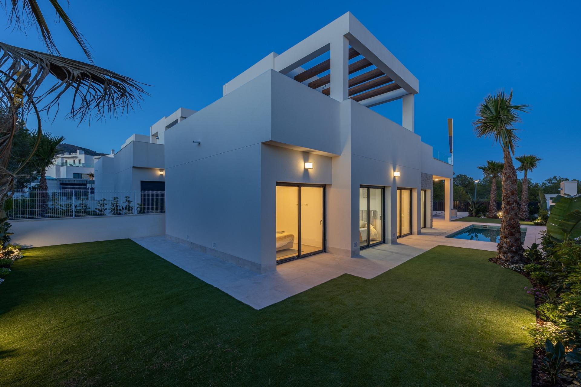 For sale of villa in Finestrat