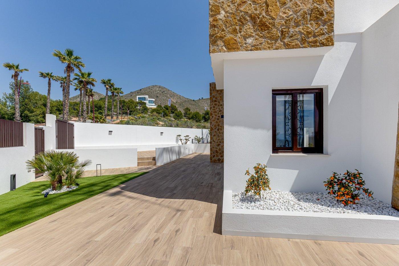 For sale of villa in Finestrat